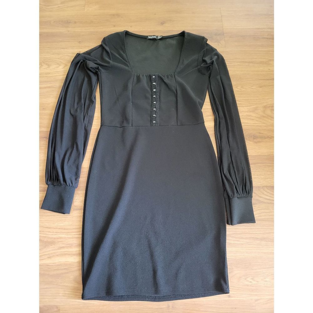 Boohoo Black Midi Dress